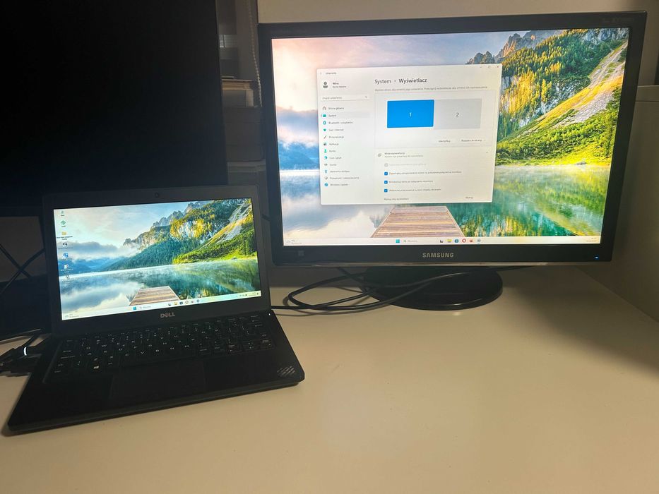 Dwa dobre monitory Samsung Syncmaster 24 i NEC Monitor EA272F 27