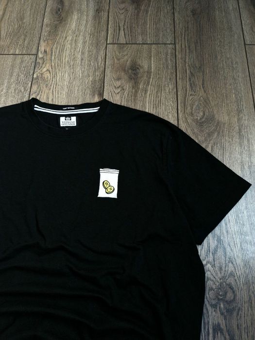 Футболка weekend offender