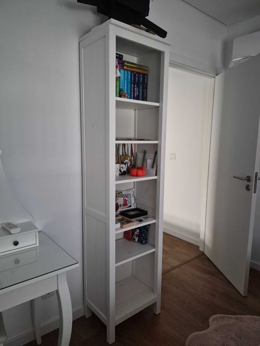 Estante branca IKea