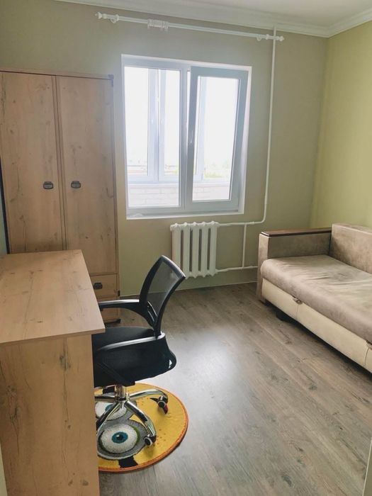 3 кімнатна з ремонтом та меблями р-н Відродження