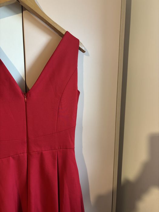 Sukienka na studniówkę na wesele czerowna maxi prost długa 40