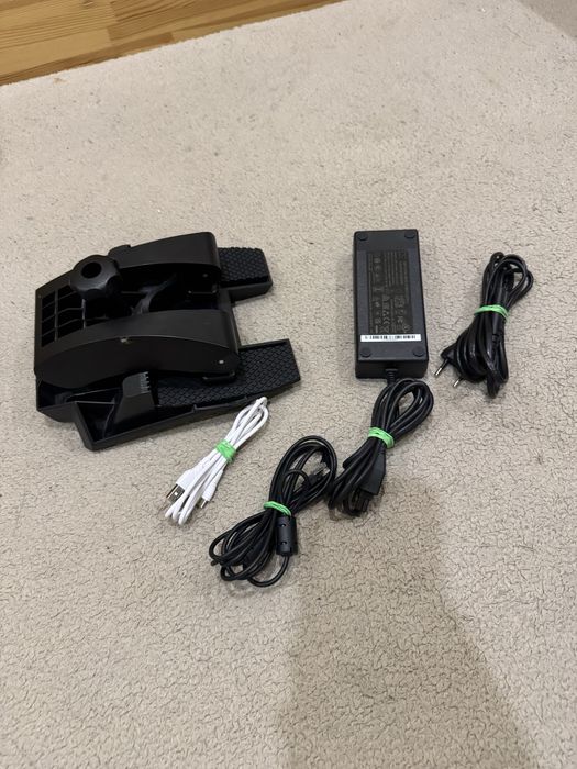 Хороший стан. Ігровий комплект Fanatec CSL DD