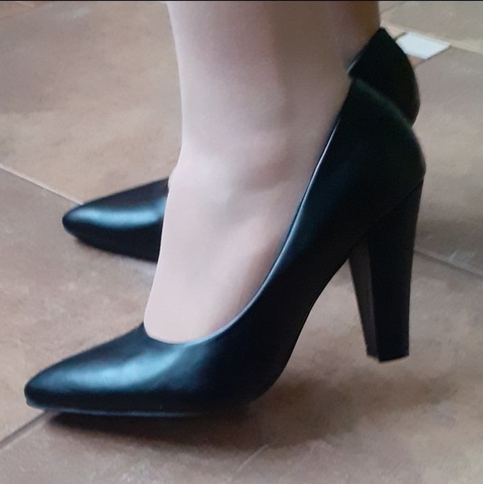 Туфлі чорні ideal shoes 39р.