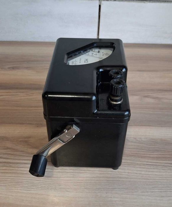 Stary miernik rezystancji izolacji induktor ERA IMI-3 1000V