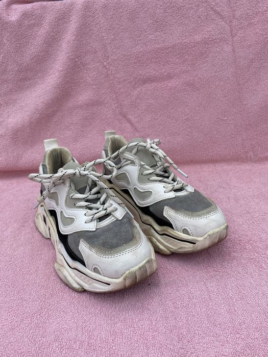 Жіночі/дівчачі кросівки