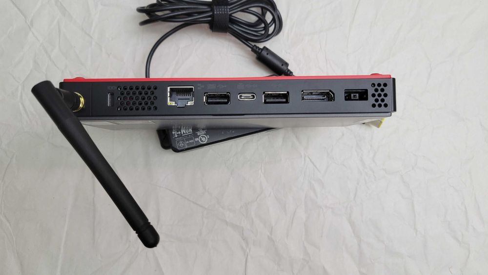 Неттоп Ryzen 3 Pro 8/128Gb m.2 Wi-Fi Lenovo ThinkCentre M75n Nano