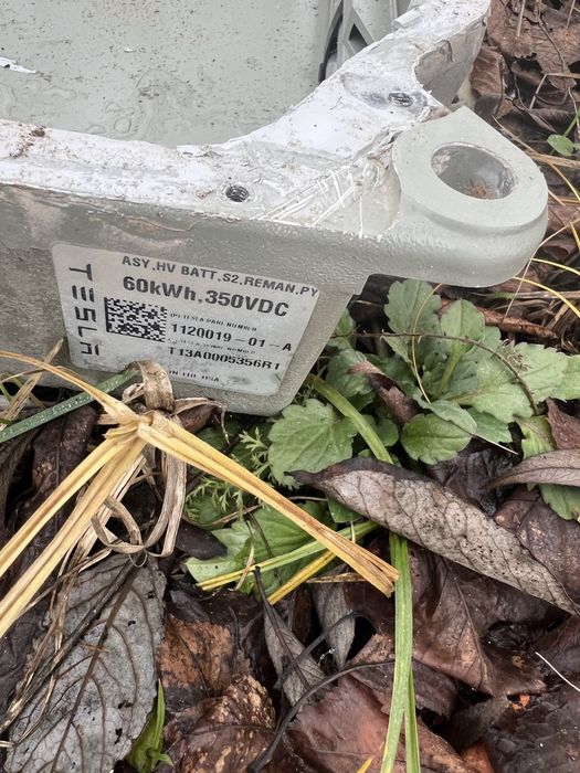 Корпус батереї Tesla model s