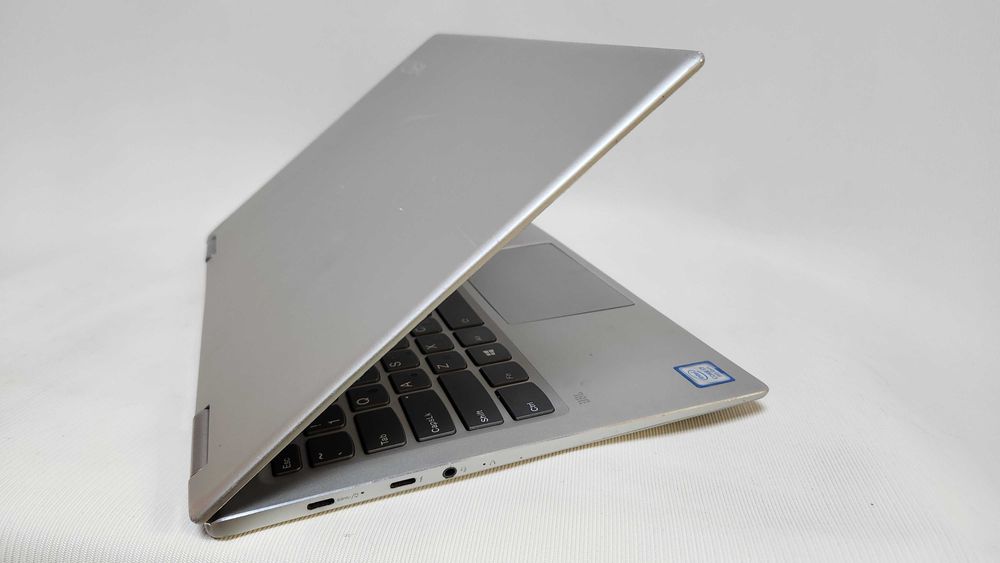 Lenovo YOGA 730  i7-8550U 16gb 256gb