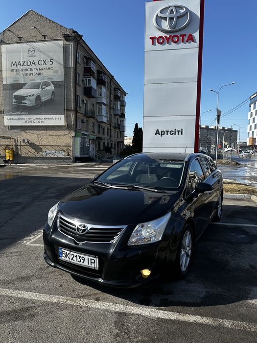 Toyota Avensis 2010 Webasto