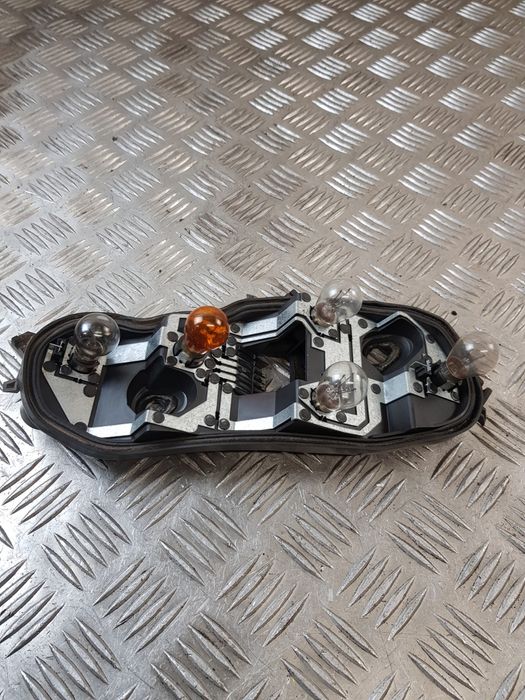 Wkład Lampy Prawy Tył 89037852 Opel Corsa D 07R-