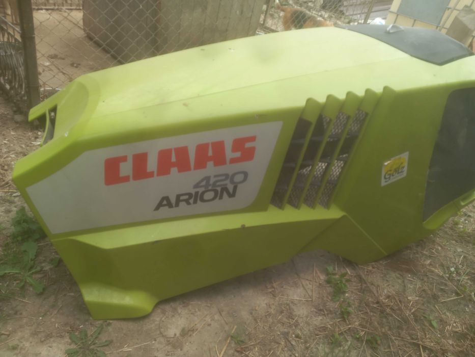 Maska Claas Arion 420