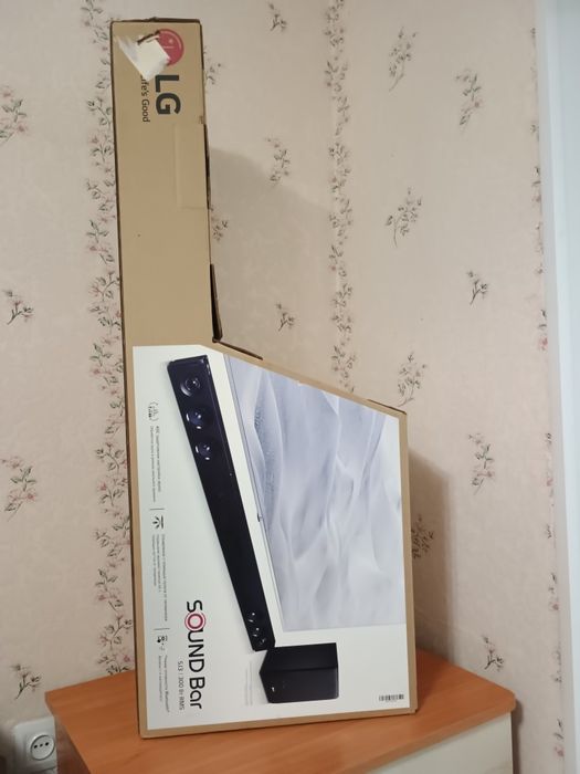 Саундбар lg SJ3  (стан нового)