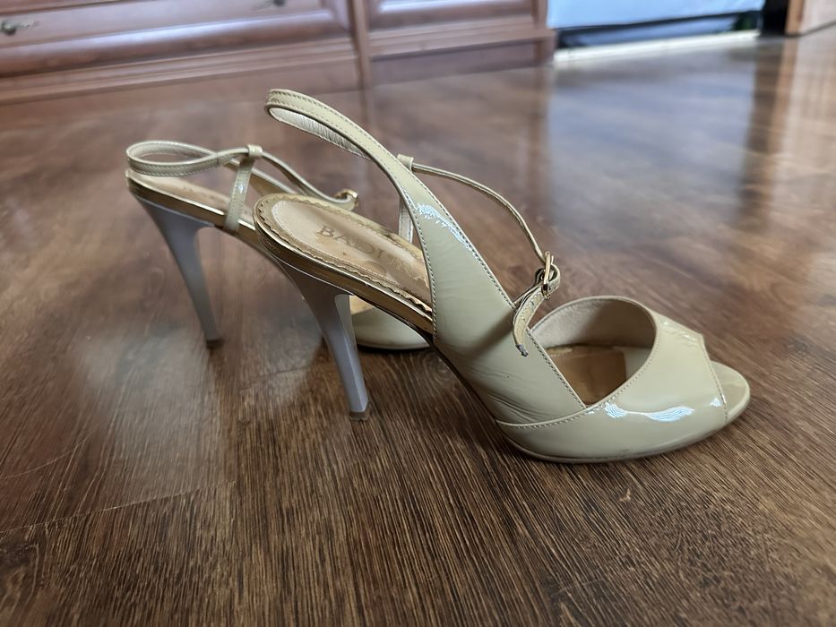 Szpilki Badura rozm. 38