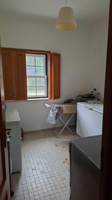 Quinta T3 inserida numa área de 3 hectares com boas infraestruturas