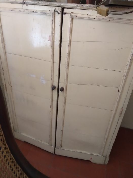 Móvel para restauro