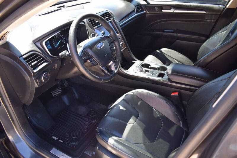 2020 Ford Fusion Titanium