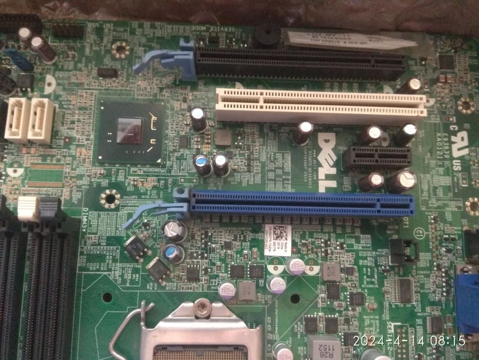 Материнская плата Dell