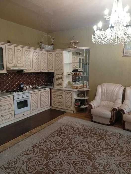 Продам ДОМ на Холодной Горе! 2018 год ! Современный ремонт!