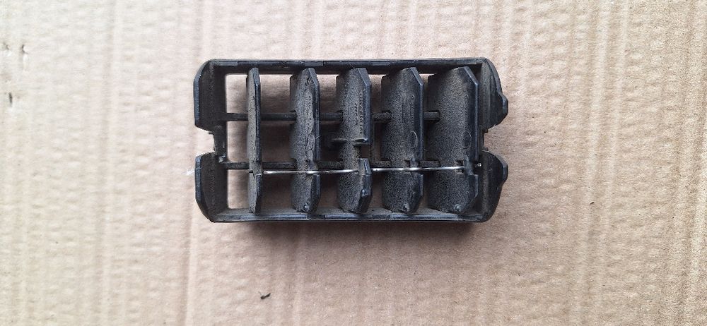 VW T4 90-95r kratka nawiewu środkowa Gwarancja Wysyłka