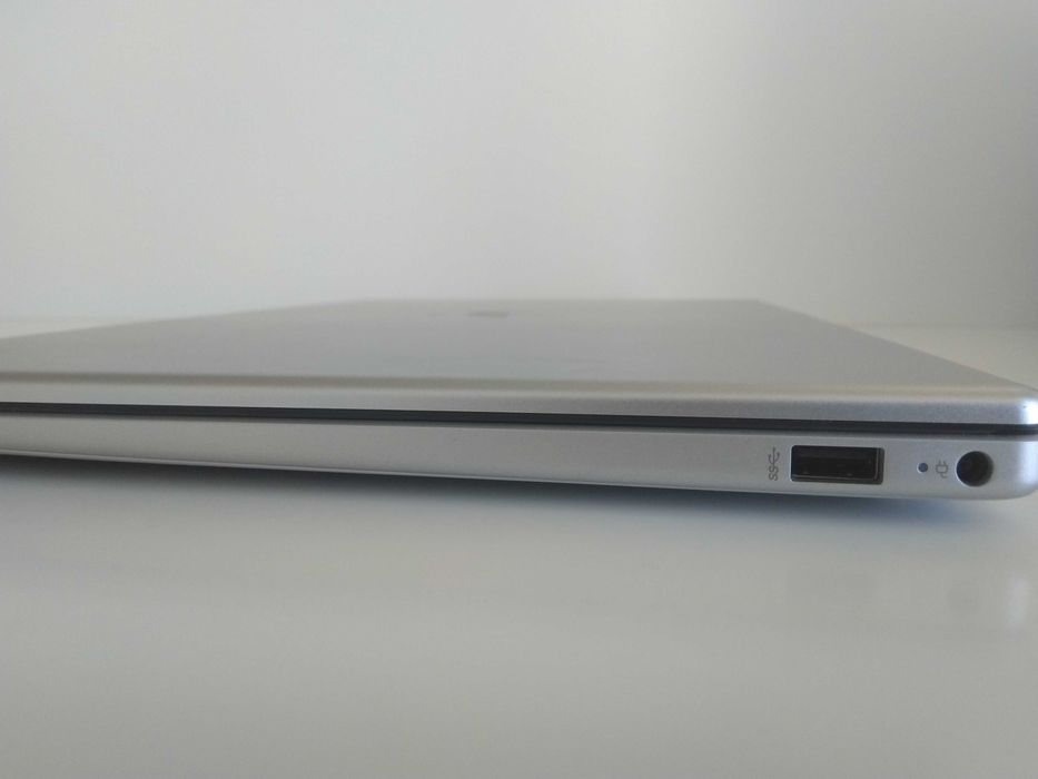 Portátil HP, Ryzen 5 7520U, 16GB RAM, com garantia