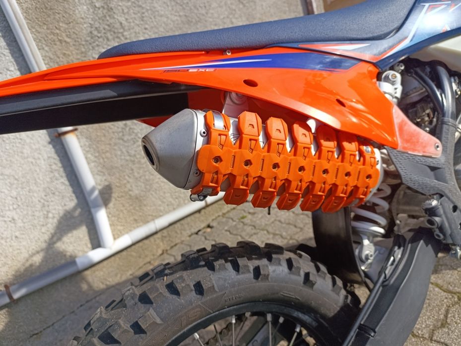 KTM 150 EXC de 2022 com 48horas