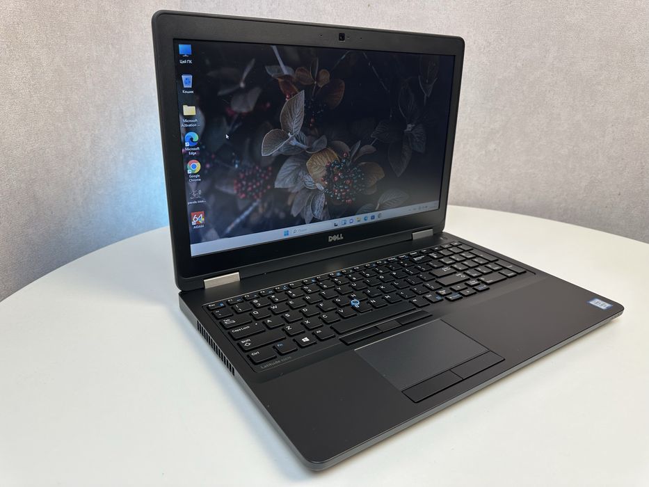 Dell Latitude 5570 Intel i5 6300u Ram 8gb Ssd 120 gb