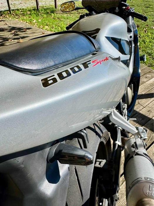 Honda CBR 600 F4i (2002)