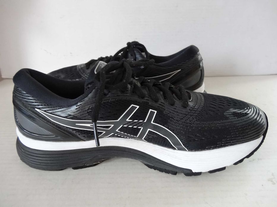 Buty ASICS GEL-NIMBUS 21 roz 43 Bieganie Sportowe