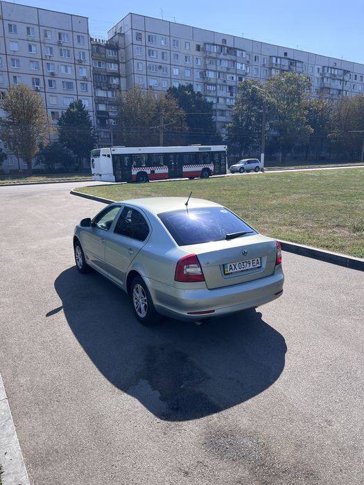 Skoda Octavia 2012 1.8TSI MT