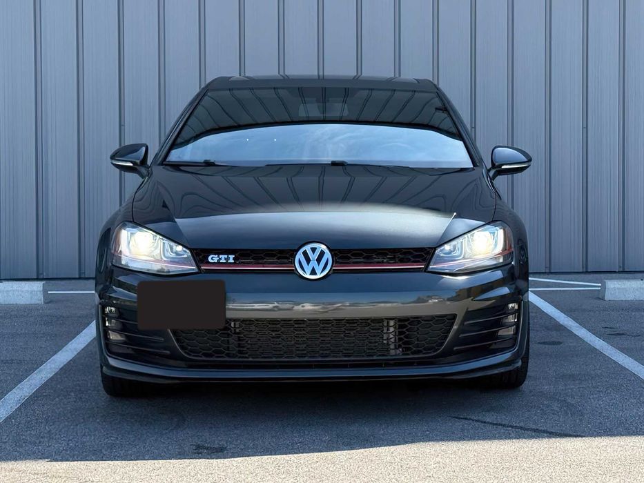 Volkswagen Golf GTI S 4-Door Performance      2015