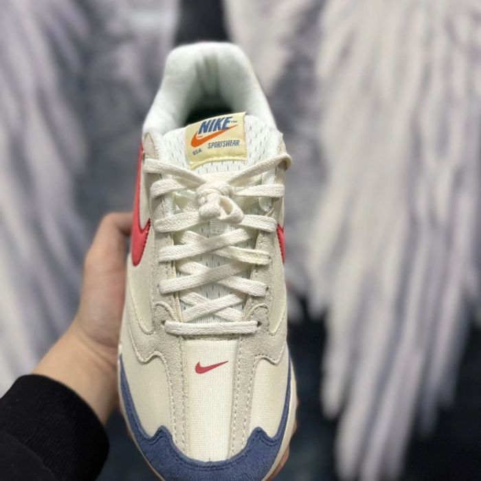 кроссовки Nike Air Max Dawn