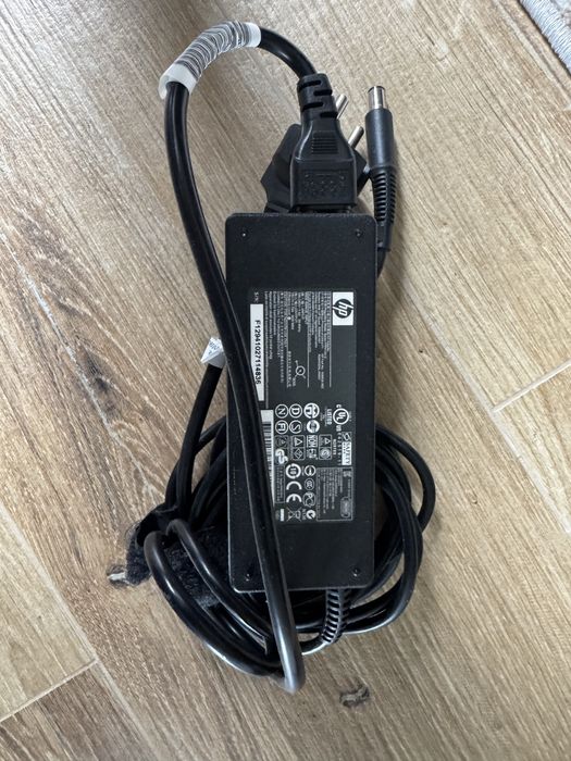 Zasilacze notebook DELL, HP. Super stan. Grube koncowki.