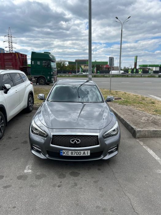 Продам инфинити Q50 2014г