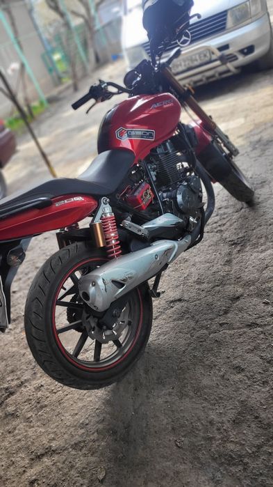 Мотоцыкл Geon aero 200