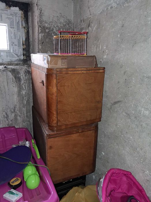 Szafecza prl do renowacji