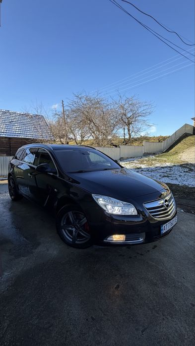 Opel Insigniya 2011р 2.0 Дизель Автомат