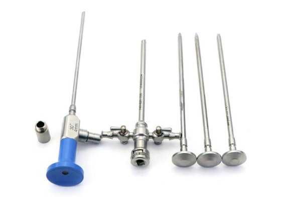 Stryker 4.0mm 30° — жесткий эндоскоп с канюлей и троакаром