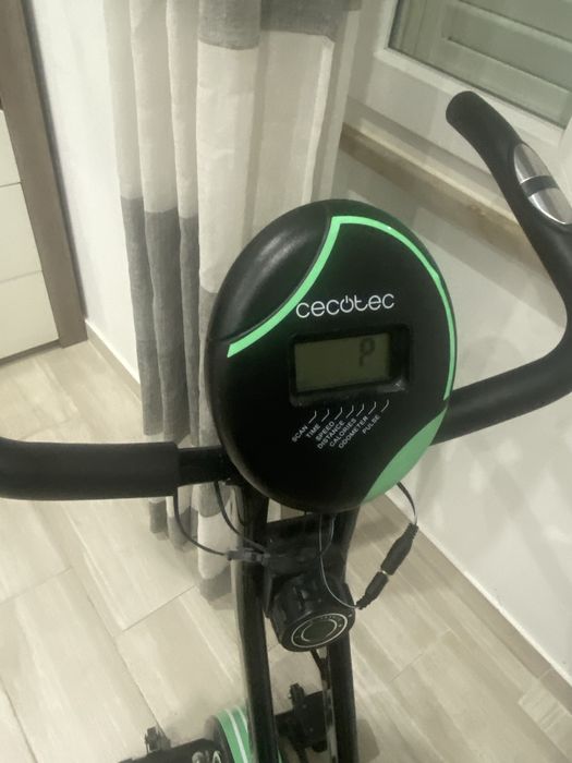 Bicicleta de ginástica nova