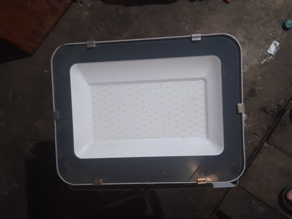 Прожектор діодний iek 07-150 ват 150