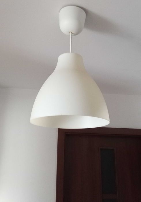 Biały Żyrandol Ikea E27