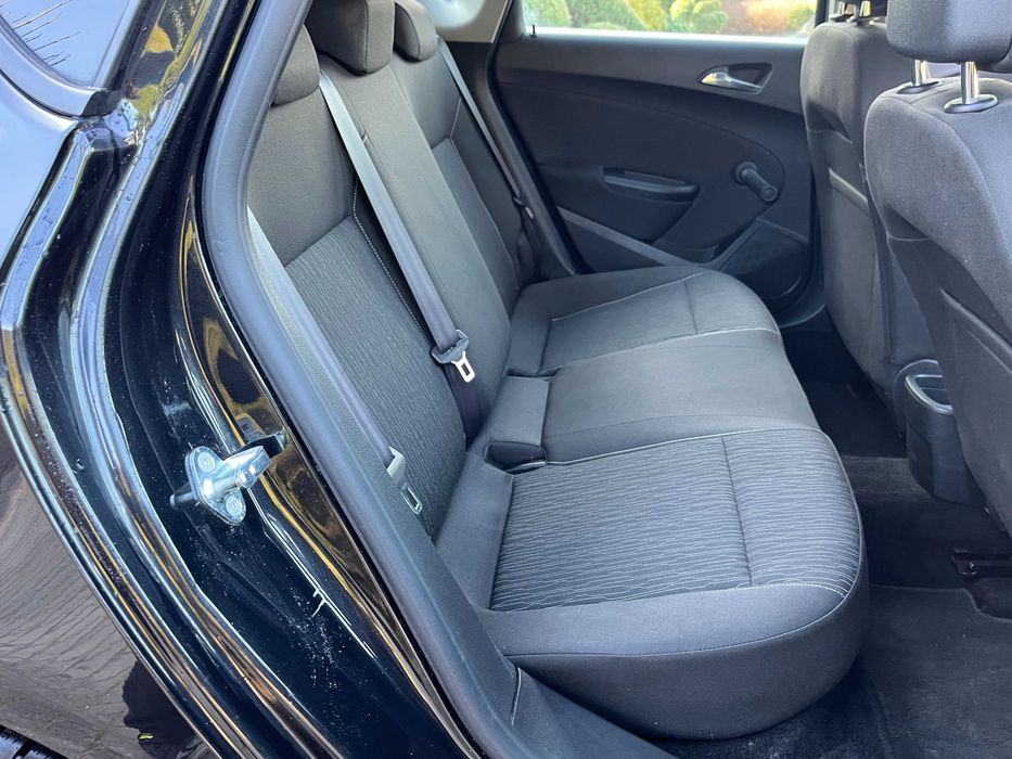 Opel Astra 2015, 1.6 16V, Po pełnym serwisie, Zero wkładu