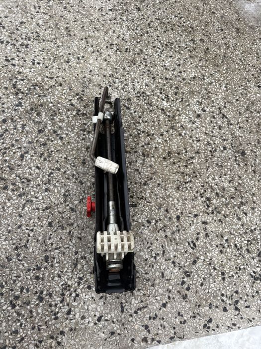 Lewarek podnośnik winda bmw e46 e90 e39 e60 e87