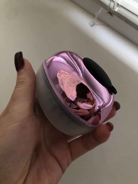 Щітка гребінець для шкіри голови з ємністю на лосьйон/шампунь/олійку