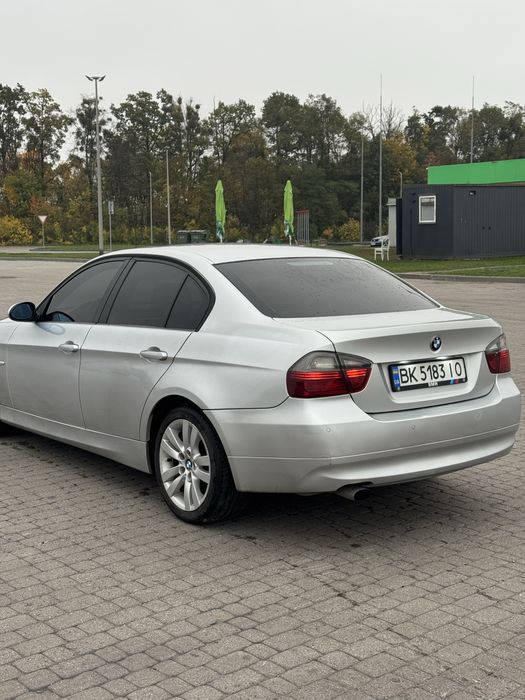 BMW e90 2.0 бензин