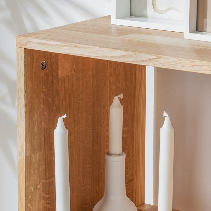 Drewniany regał z półkami – nowoczesny, solidny, naturalne drewno
Głęb