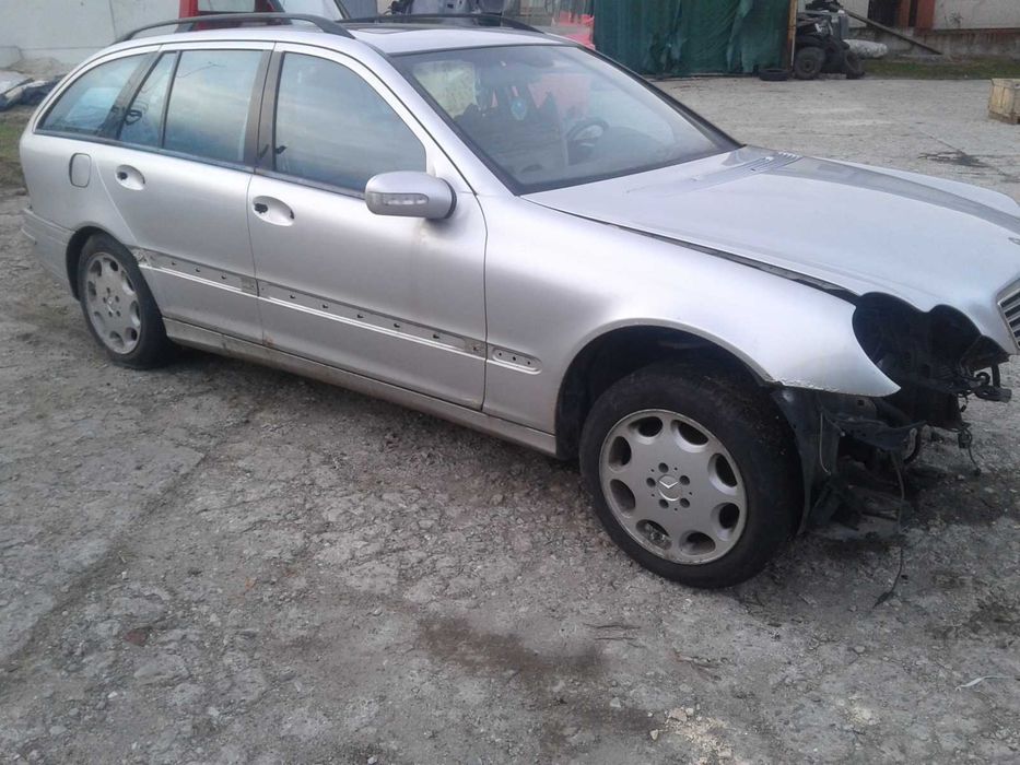 Mercedes W203 C Klasa Kombi Drzwi Maska Atrapa Hak Alufelgi Skóra 2.7