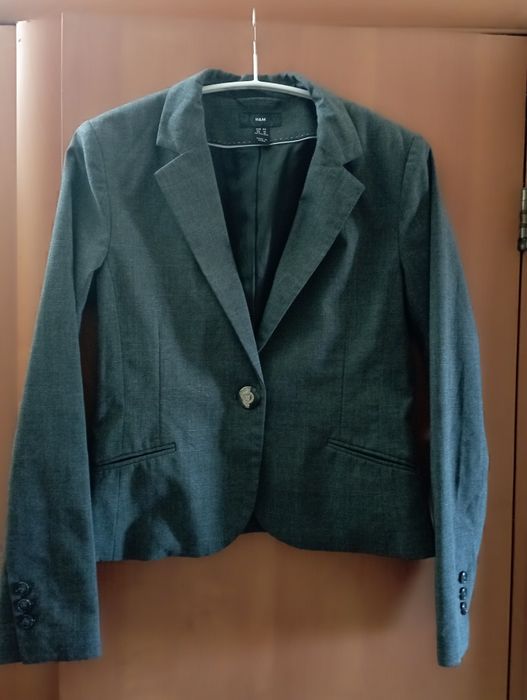 Піджак жіночій офісний .