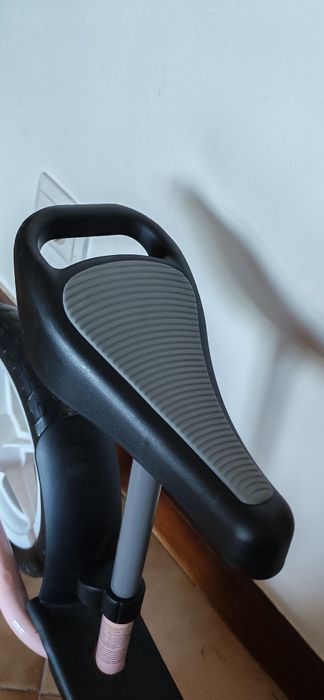 Bicicleta de equilíbrio Playtive rosa como nova
