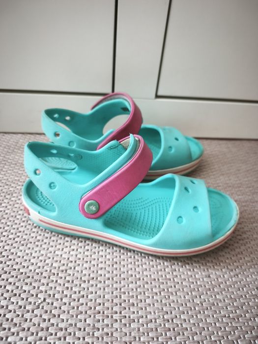 Crocs sandaly lato