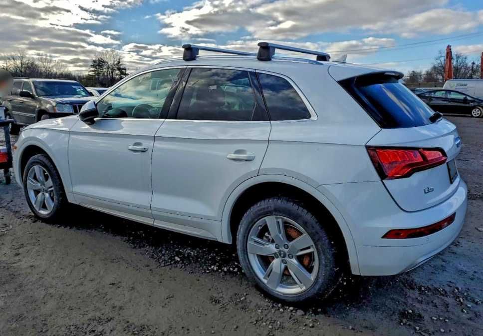 AUDI Q5 SQ5 80A Бампер Розборка Ауді ку 5